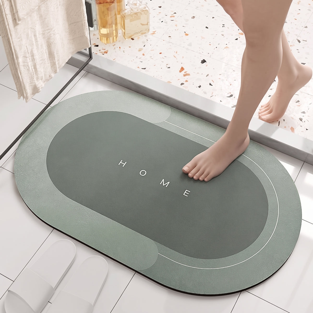 Oval Quick-Dry Bath Mat for Bathroom and Kitchen Entryways