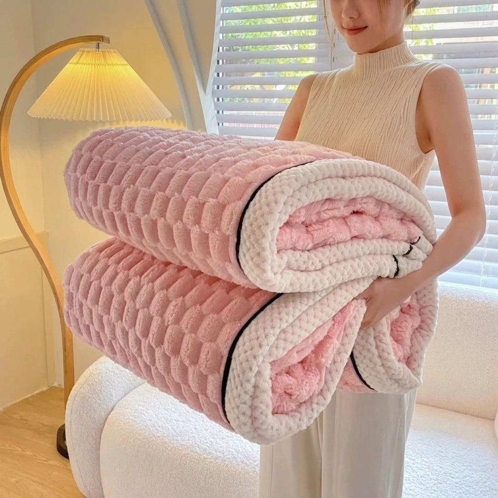 Soft Throw Blanket with Waffle Texture and Contrast Border
