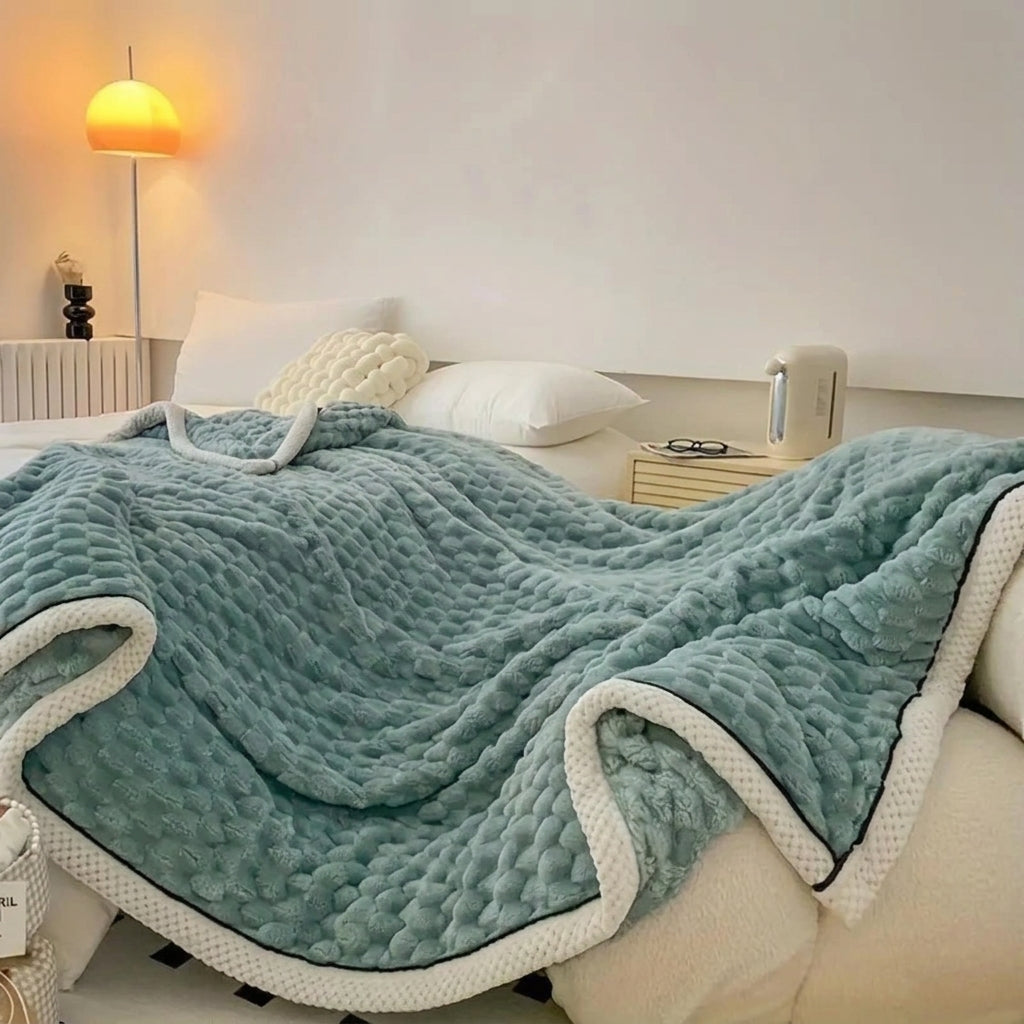 Soft Throw Blanket with Waffle Texture and Contrast Border