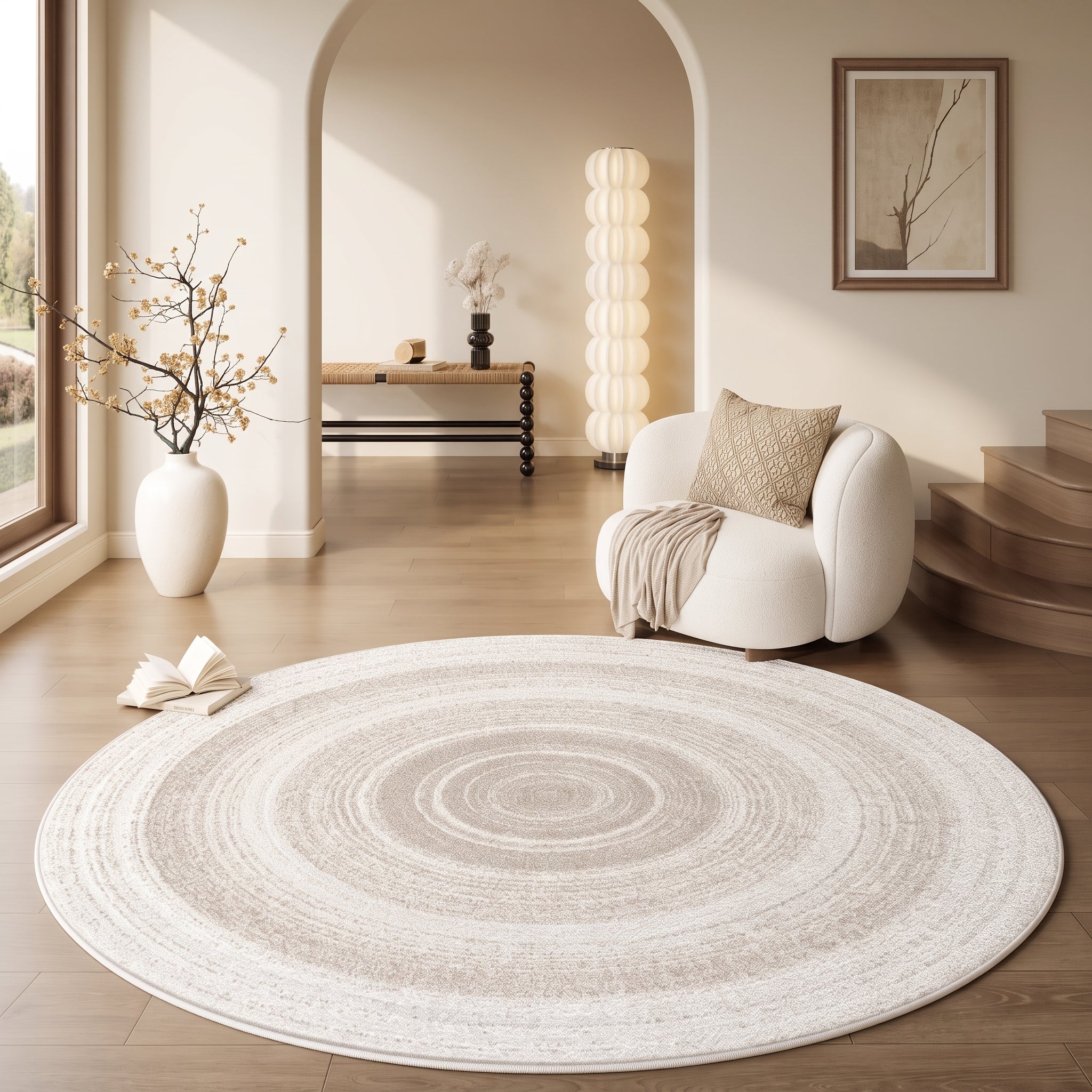 Round Area Rug with Concentric Circle Pattern