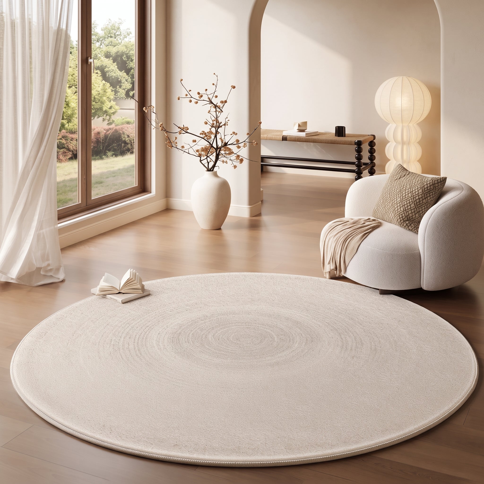 Round Area Rug with Concentric Circle Pattern