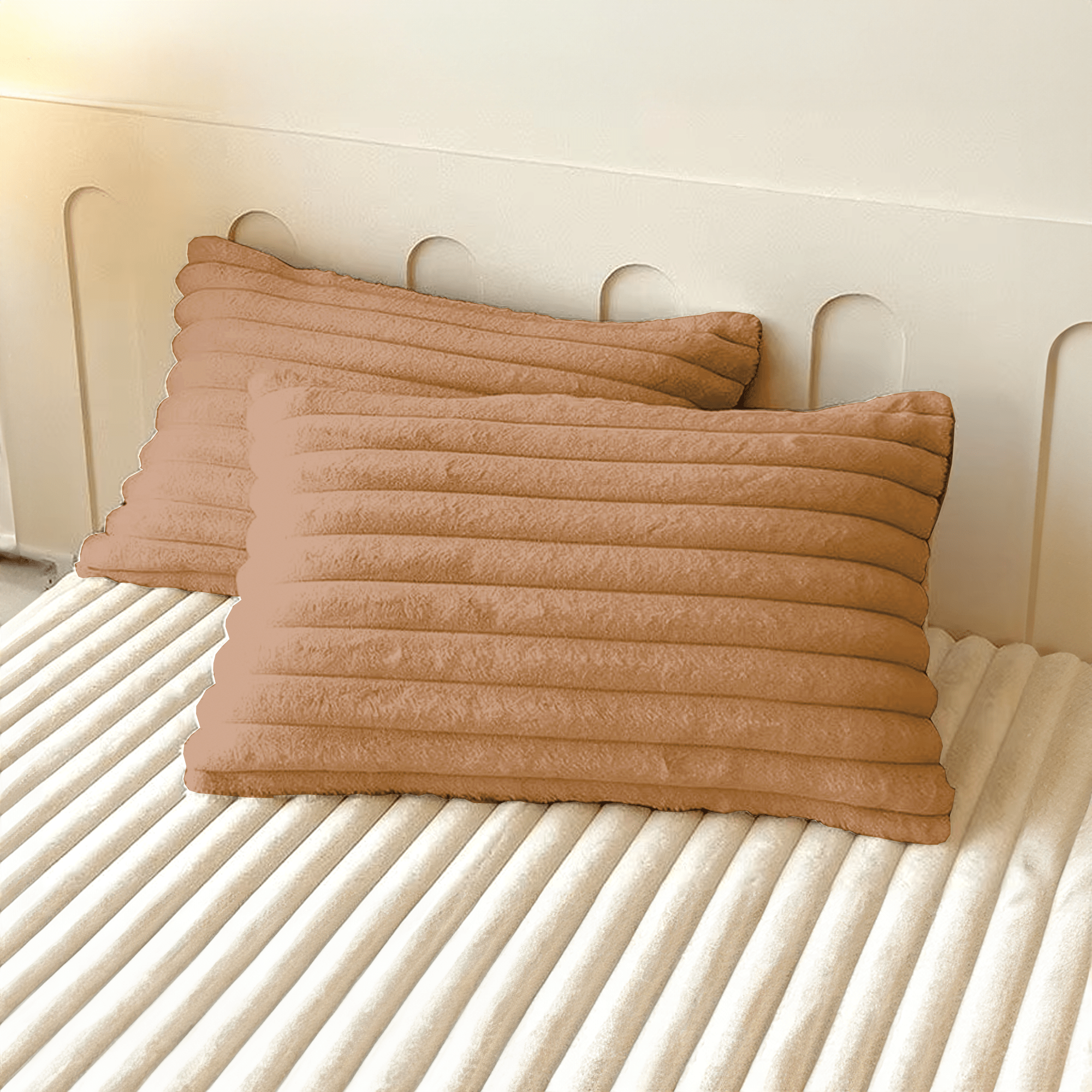 Cushion Cover with Ribbed Texture - Cushion Cover - Brown - Seravelle Home