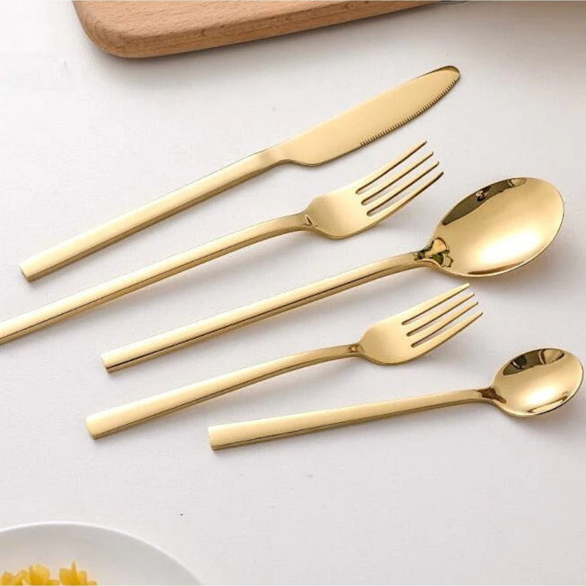 Minimalist Stainless Steel Cutlery Set 30-Piece - Kitchen Utensils - Gold - Seravelle Home