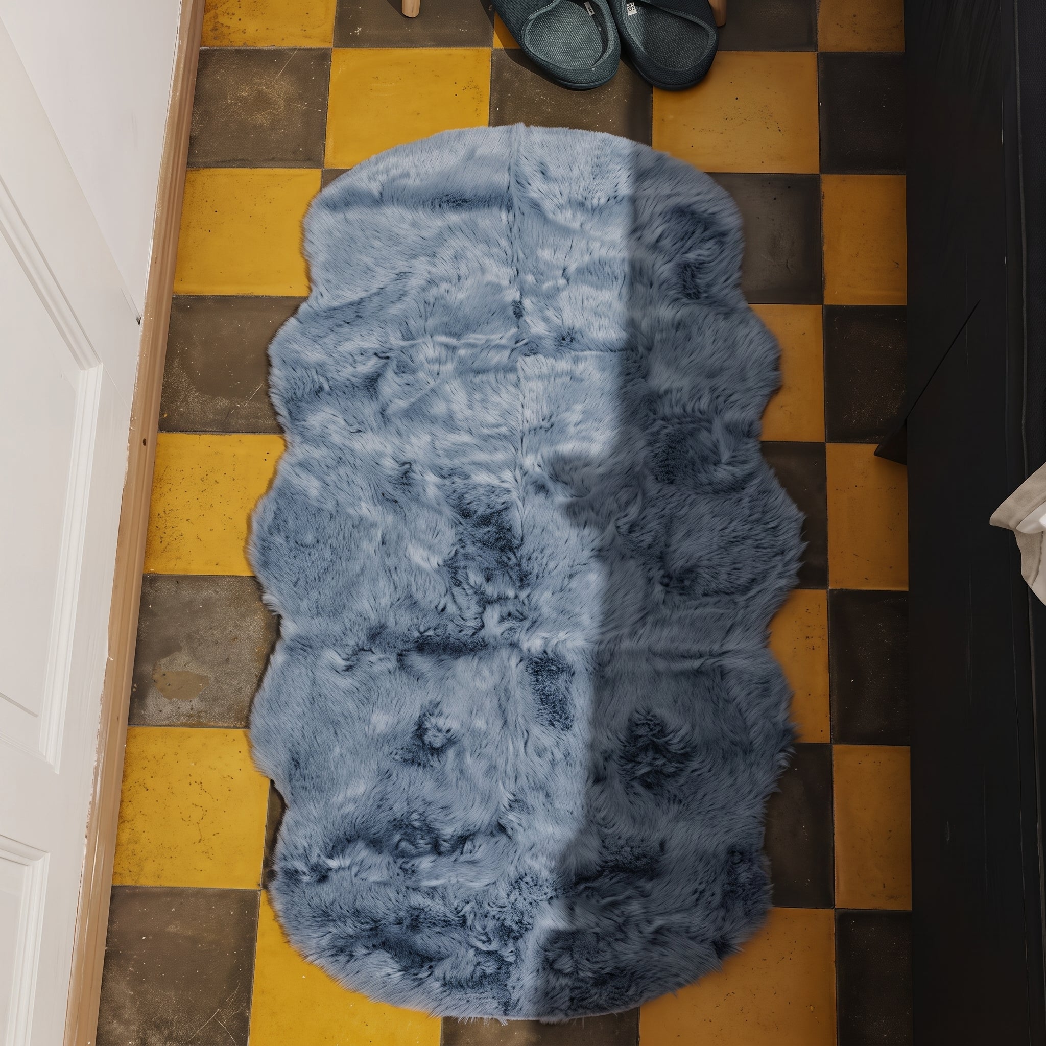 Non-Slip Cozy Soft Plush Rug in Organic Freeform Shape - Wahsable Rug - Grey - Seravelle Home