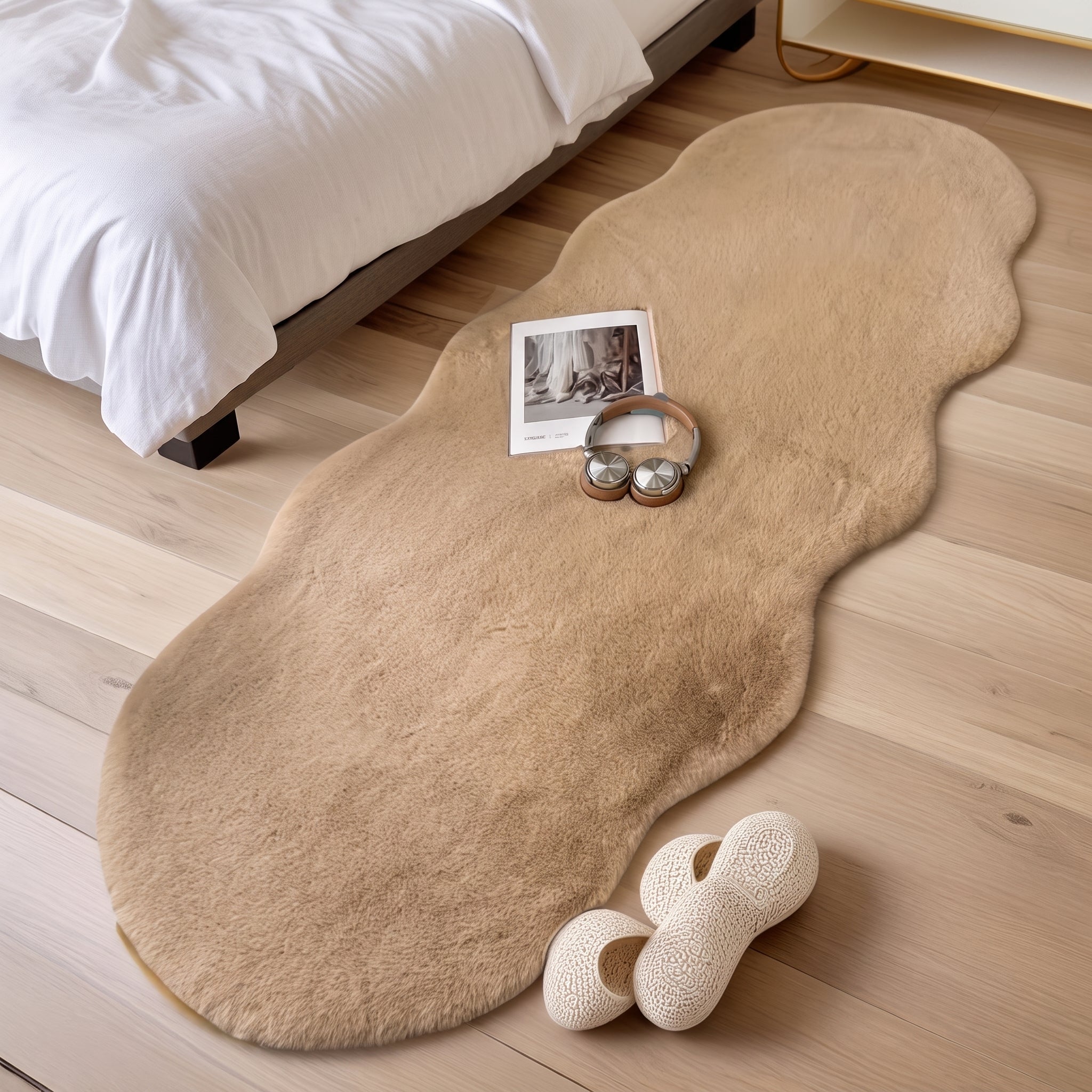 Non-Slip Cozy Soft Plush Rug in Organic Freeform Shape - Wahsable Rug - Khaki - Seravelle Home