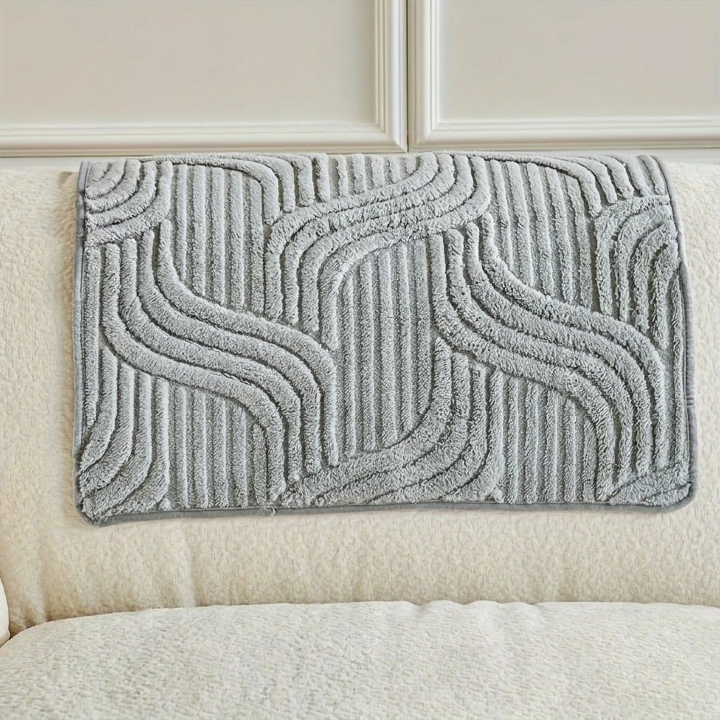 Quilted Sofa Cover with Wave Pattern and Textured Surface - Sofa Cover - Light Grey - Seravelle Home