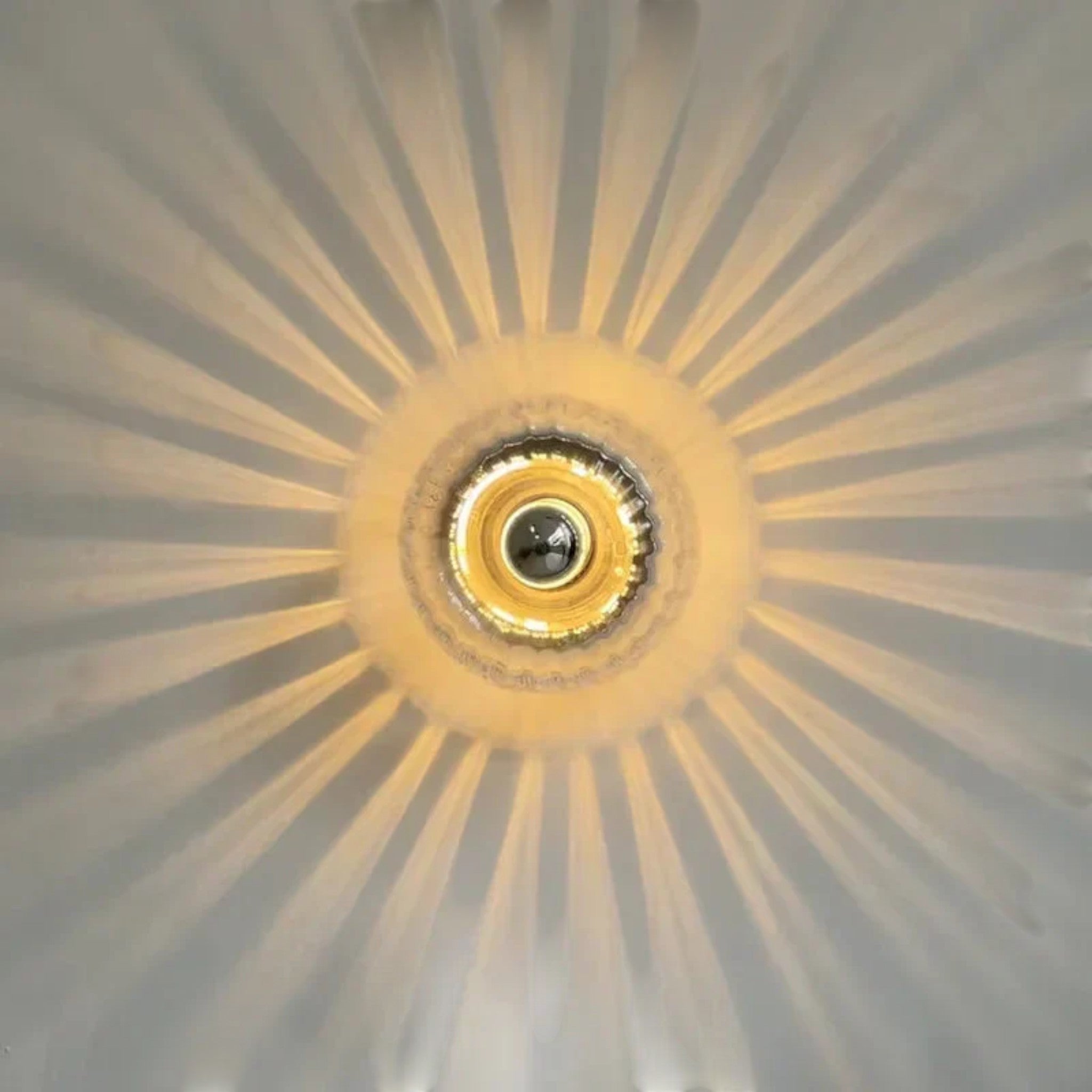 Wall light in Bauhaus style with minimalist design - Wall light - Silver - Seravelle Home