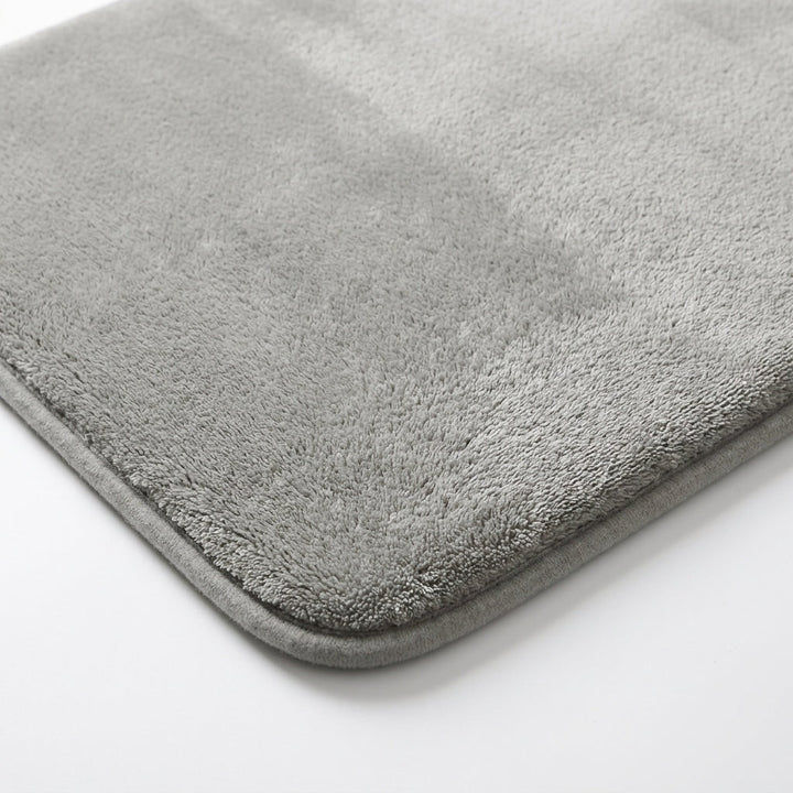 3 - Piece Bath Mat Set Made of Soft Coral Fleece - Bath Mat - Light Grey - Seravelle Home