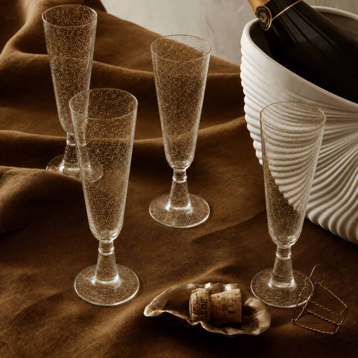 3pcs Champagne Flute with Gold Glitter Effect - Champagne Flutes - Seravelle Home