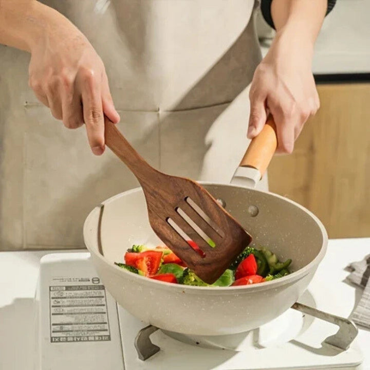 Wooden Kitchen Utensil Set with 7 Pieces for Gentle Cooking