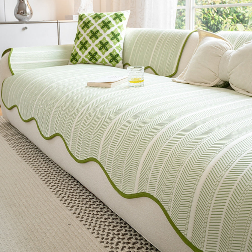 Sofa Throw with Herringbone Pattern and Wavy Edge