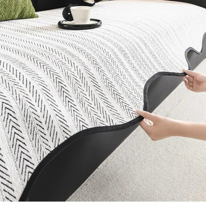 Sofa Throw with Herringbone Pattern and Wavy Edge