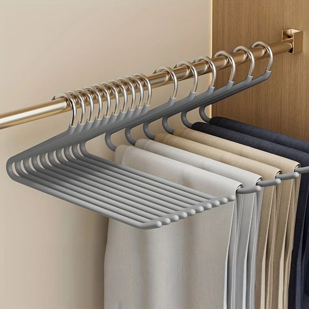 Pants Hanger with Z-Shape for Space-Saving Closet Organization