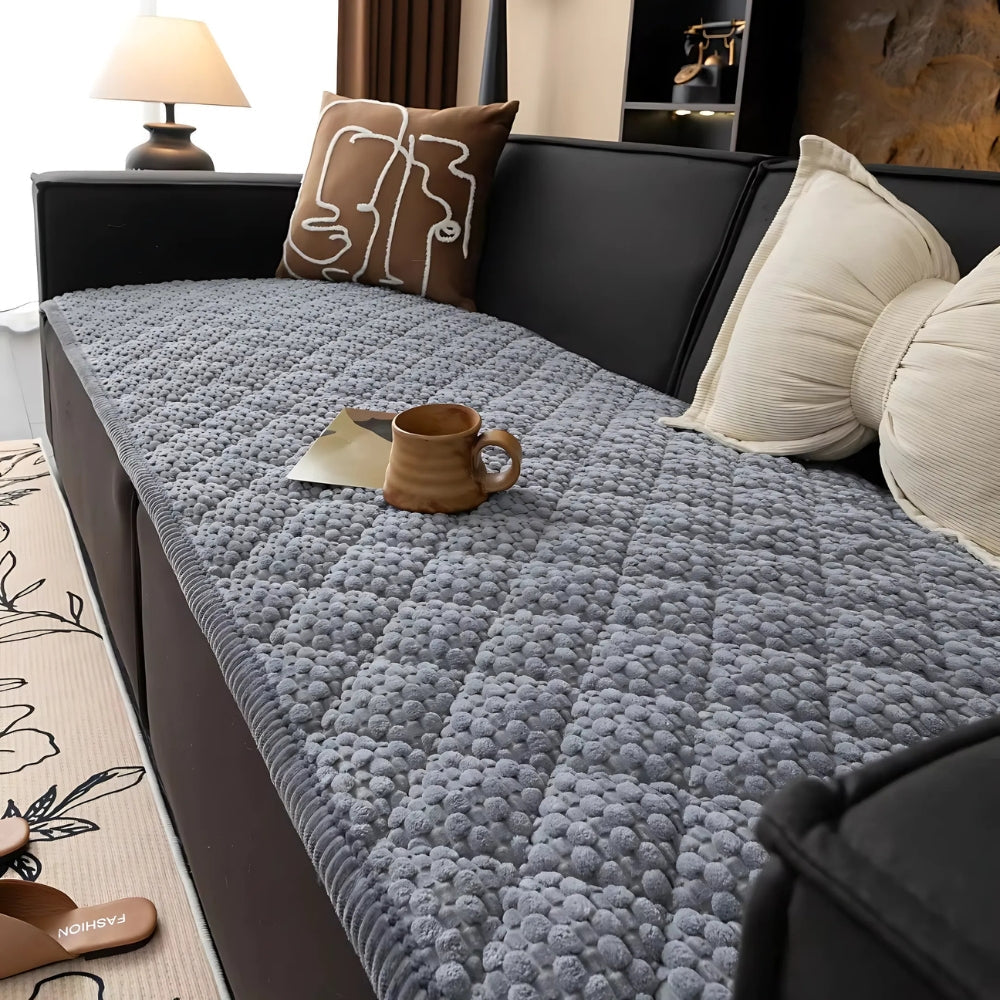 Quilted Sofa Cover with Non-Slip Design and Fleece Texture