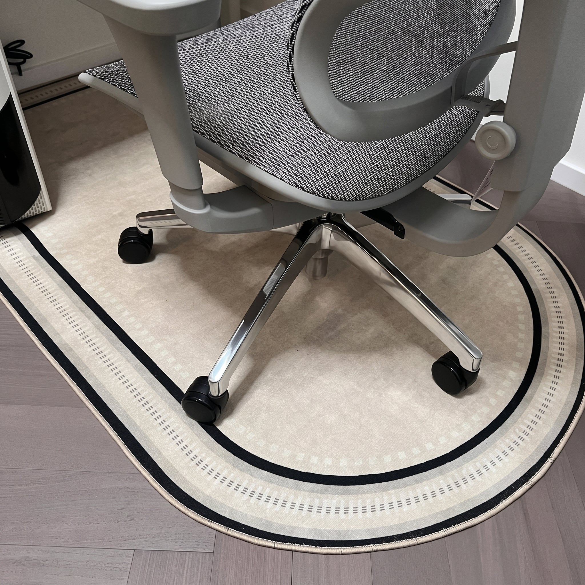 Semi-Circle Minimalist Non-Slip Office Chair Mat