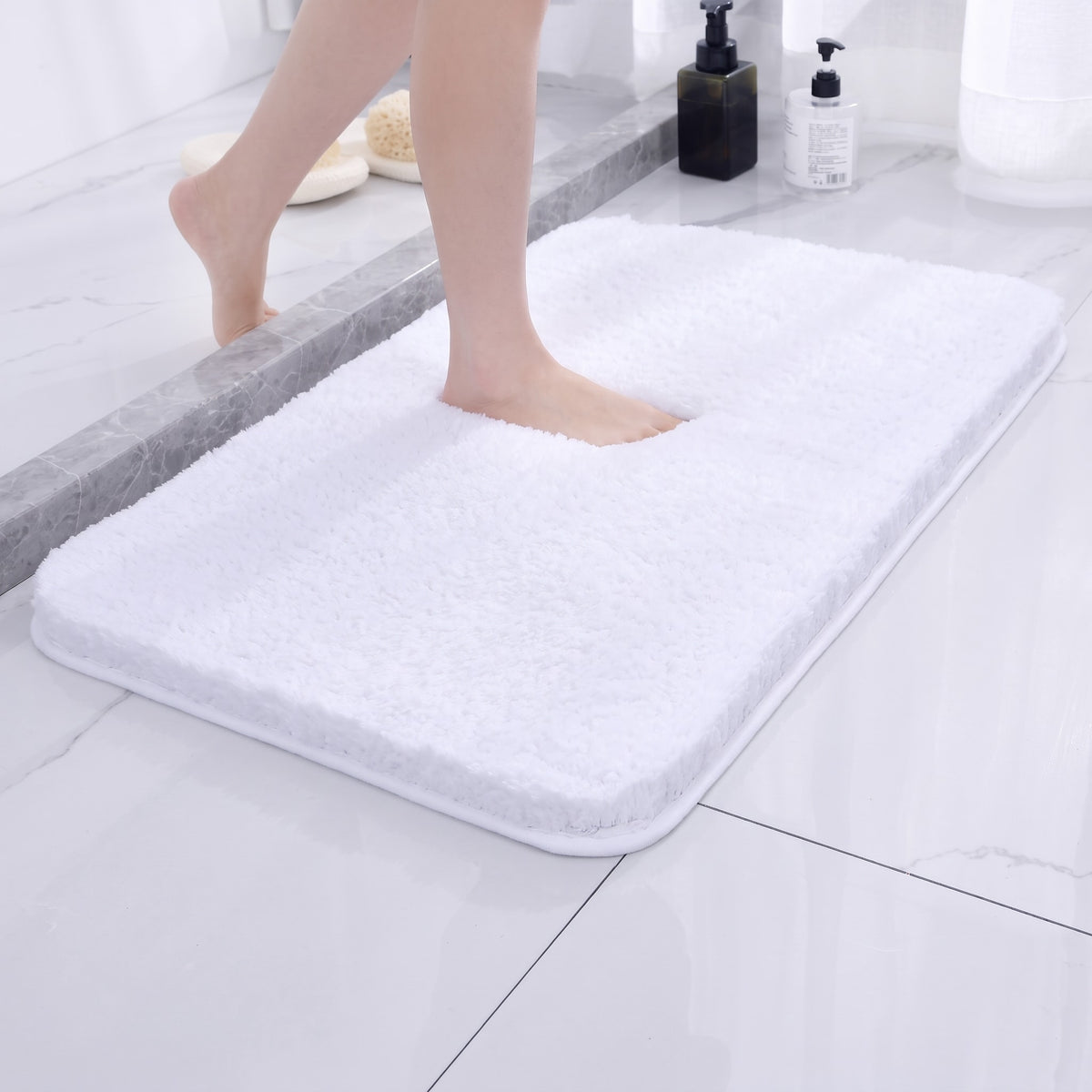 Plush Non-Slip Bathroom Mat Soft Absorbent Floor Rug