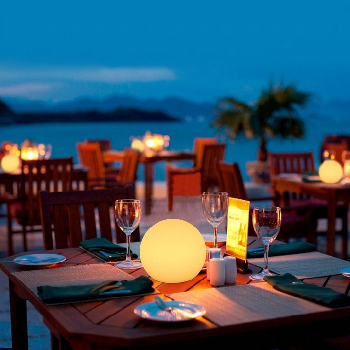 Ball Lamp with Gentle LED Light - Table Lamp - 20 cm - Seravelle Home