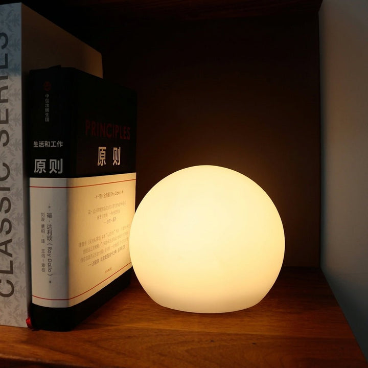 Ball Lamp with Gentle LED Light - Table Lamp - 15 cm - Seravelle Home