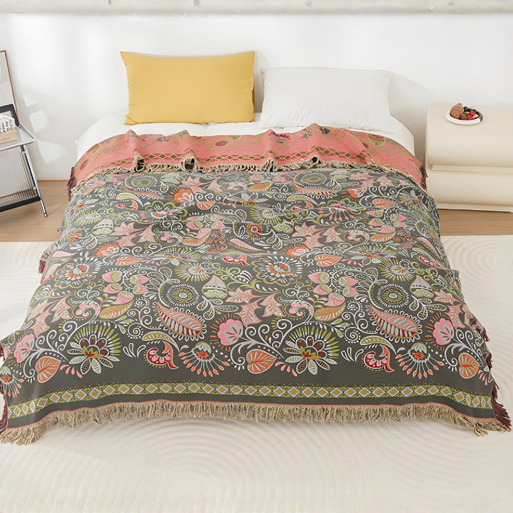 Reversible Blanket in Boho Style with Floral Leaf Pattern