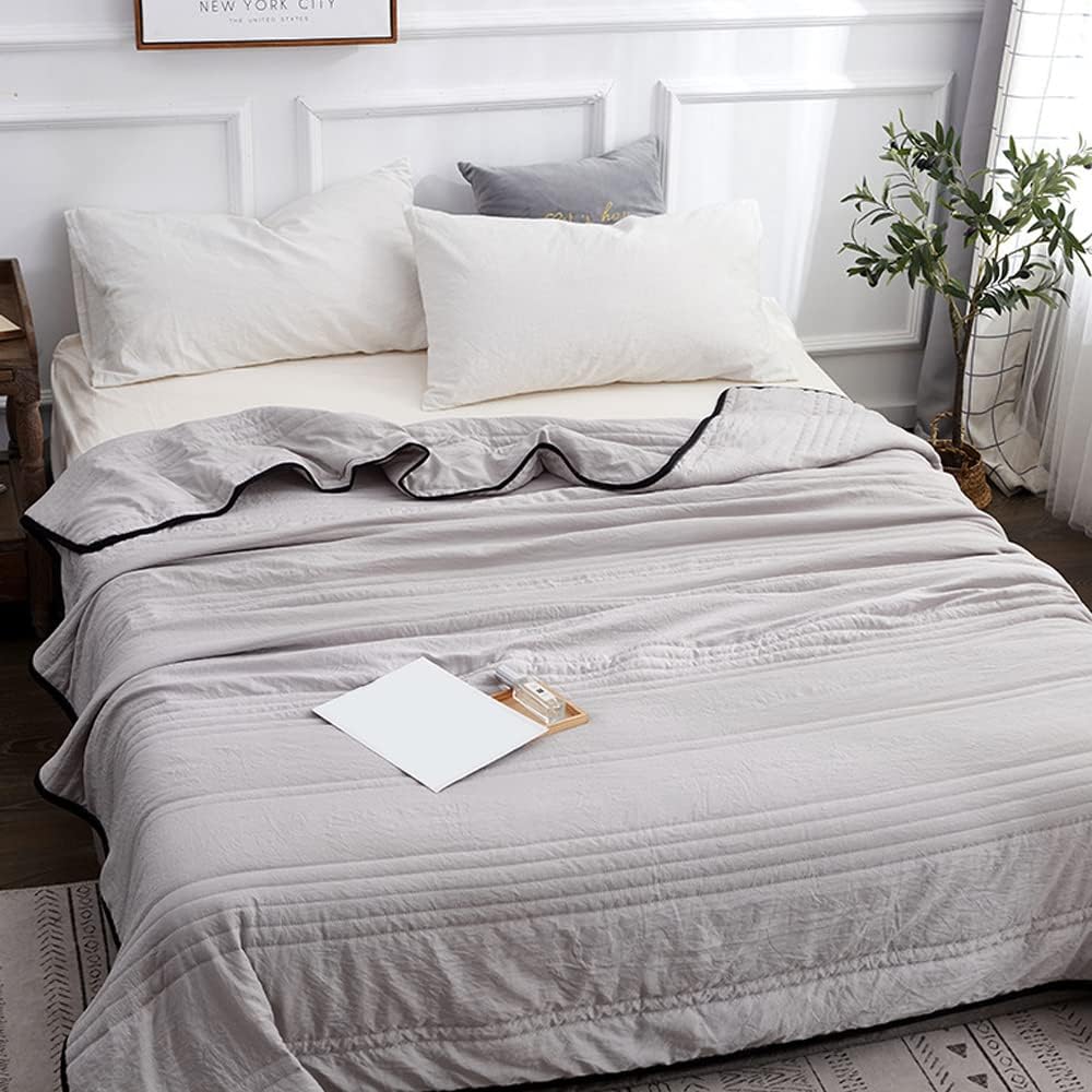 Cooling Duvet with Breathable Texture - Bedroom - Grey - Seravelle Home