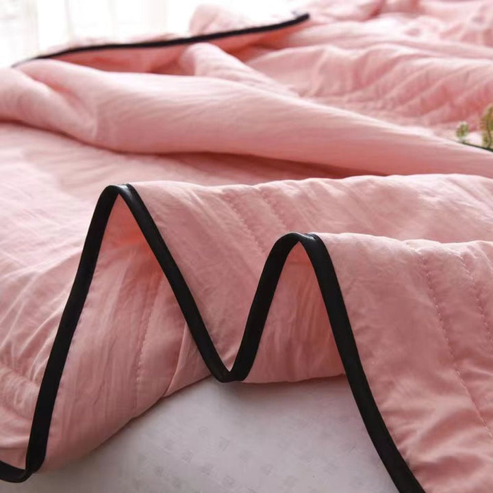 Cooling Duvet with Breathable Texture - Bedroom - Pink - Seravelle Home