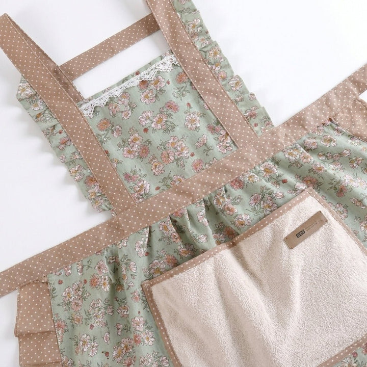 Cotton Kitchen Apron – With Floral Pattern and Water - Repellent Surface - Kitchen Apron - Green - Seravelle Home