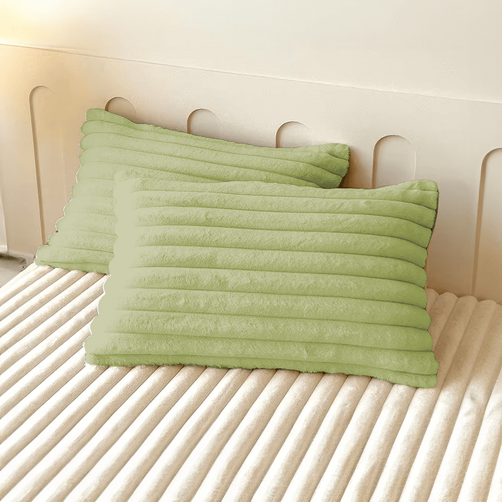 Cushion Cover with Ribbed Texture - Cushion Cover - Green - Seravelle Home