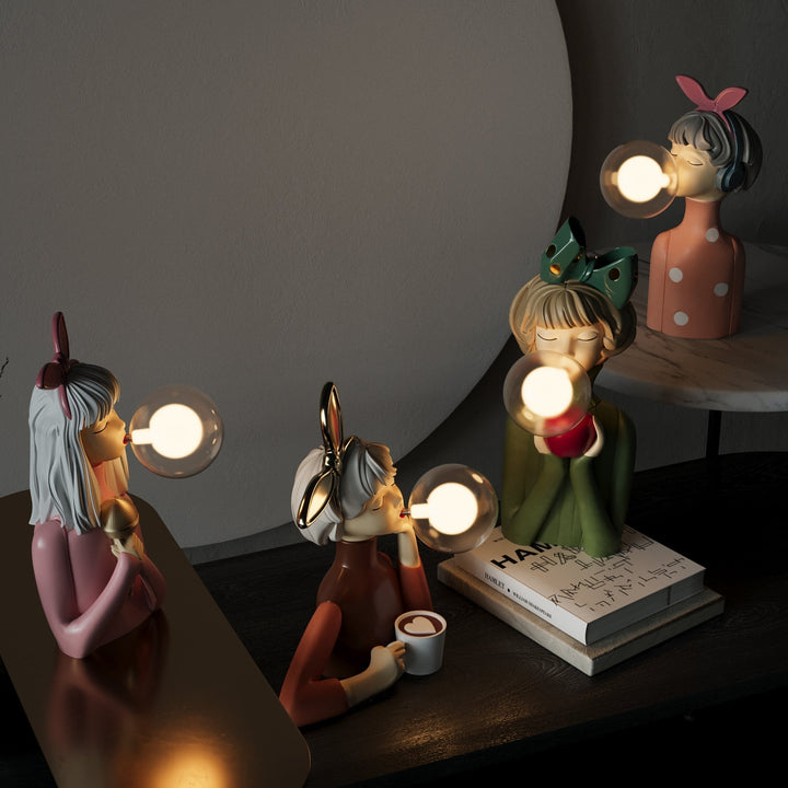 Decorative Table Lamp in Artistic Figure Design - Table Lamp - Rosie - Seravelle Home