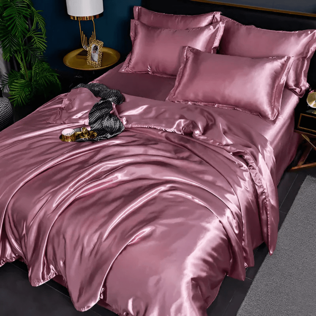 Durable Bedding Set with Glossy Surface - Bedding Set - Pink - Seravelle Home
