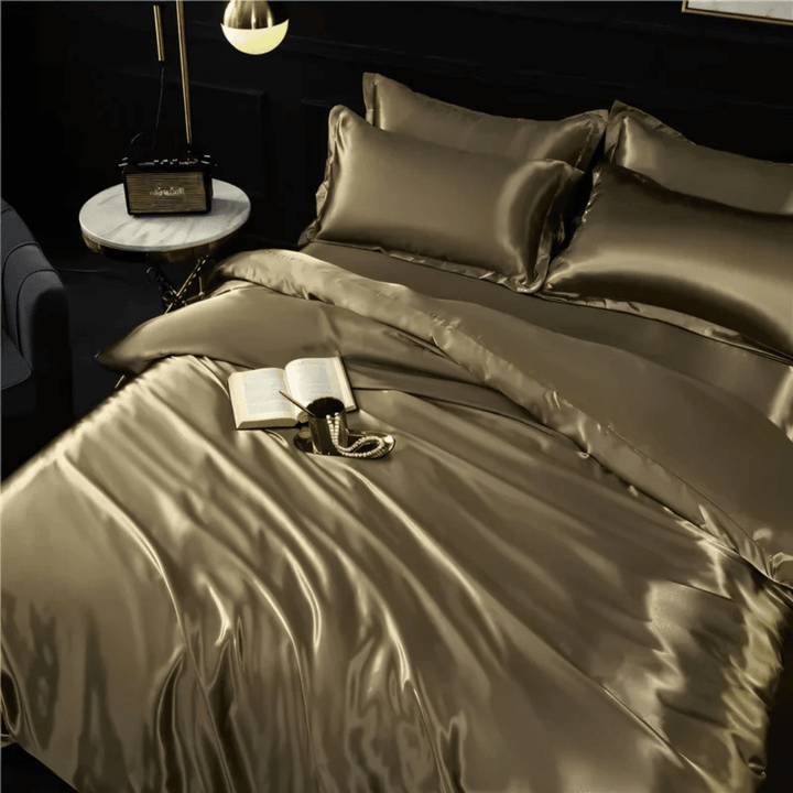 Durable Bedding Set with Glossy Surface - Bedding Set - Olive Green - Seravelle Home