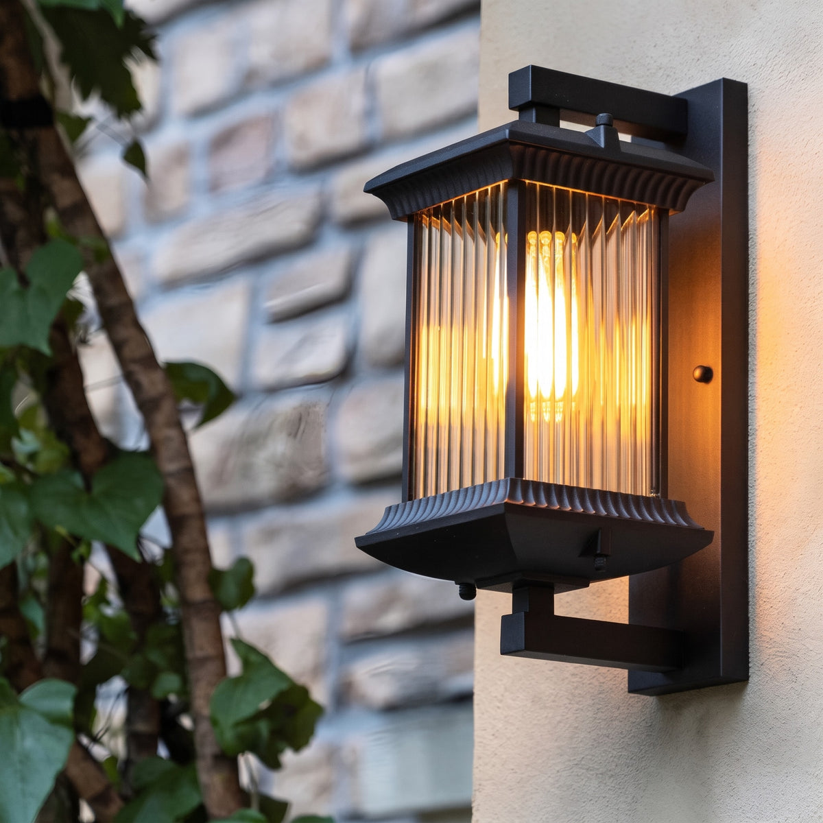 Classic Lantern Outdoor Wall Light with Glass Shade
