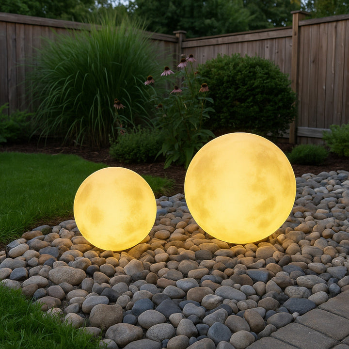 Garden Lantern in Moon Shape for Atmospheric Outdoor Areas - Garden Lantern - Wired - Seravelle Home