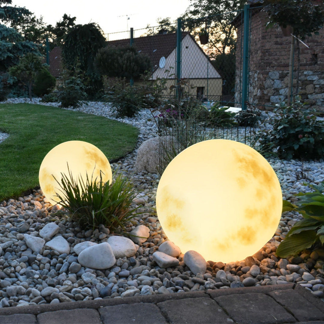 Garden Lantern in Moon Shape for Atmospheric Outdoor Areas - Garden Lantern - Wired - Seravelle Home