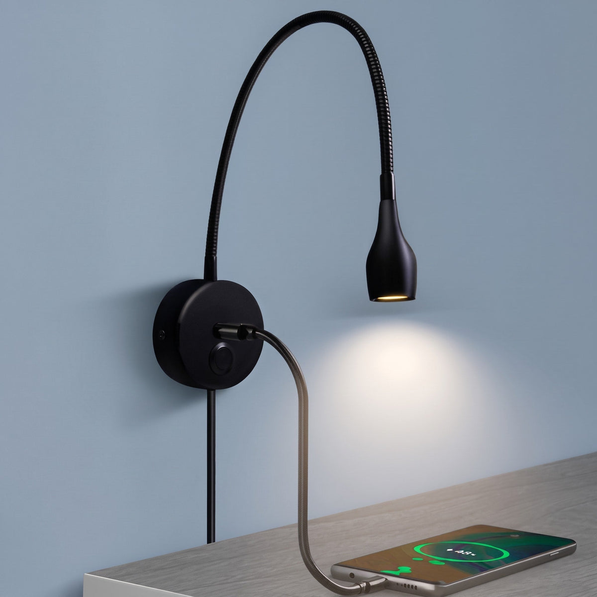 Gooseneck LED Wall Lamp with Flexible Arm and USB Charging Port - Wall Light Fixtures - Warm Light - Seravelle Home