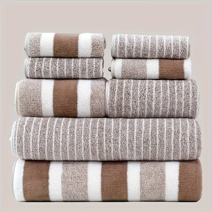 Towel Set Made of Soft Fleece for Bath and Wellness