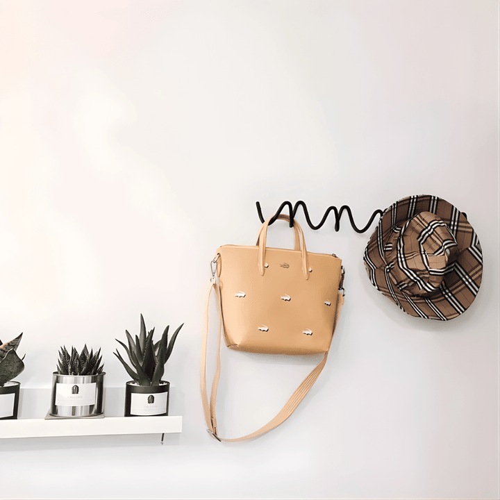 Lina - Minimalist Wall Coat Rack with Modern Metal Design - Hooks - Black - Seravelle Home