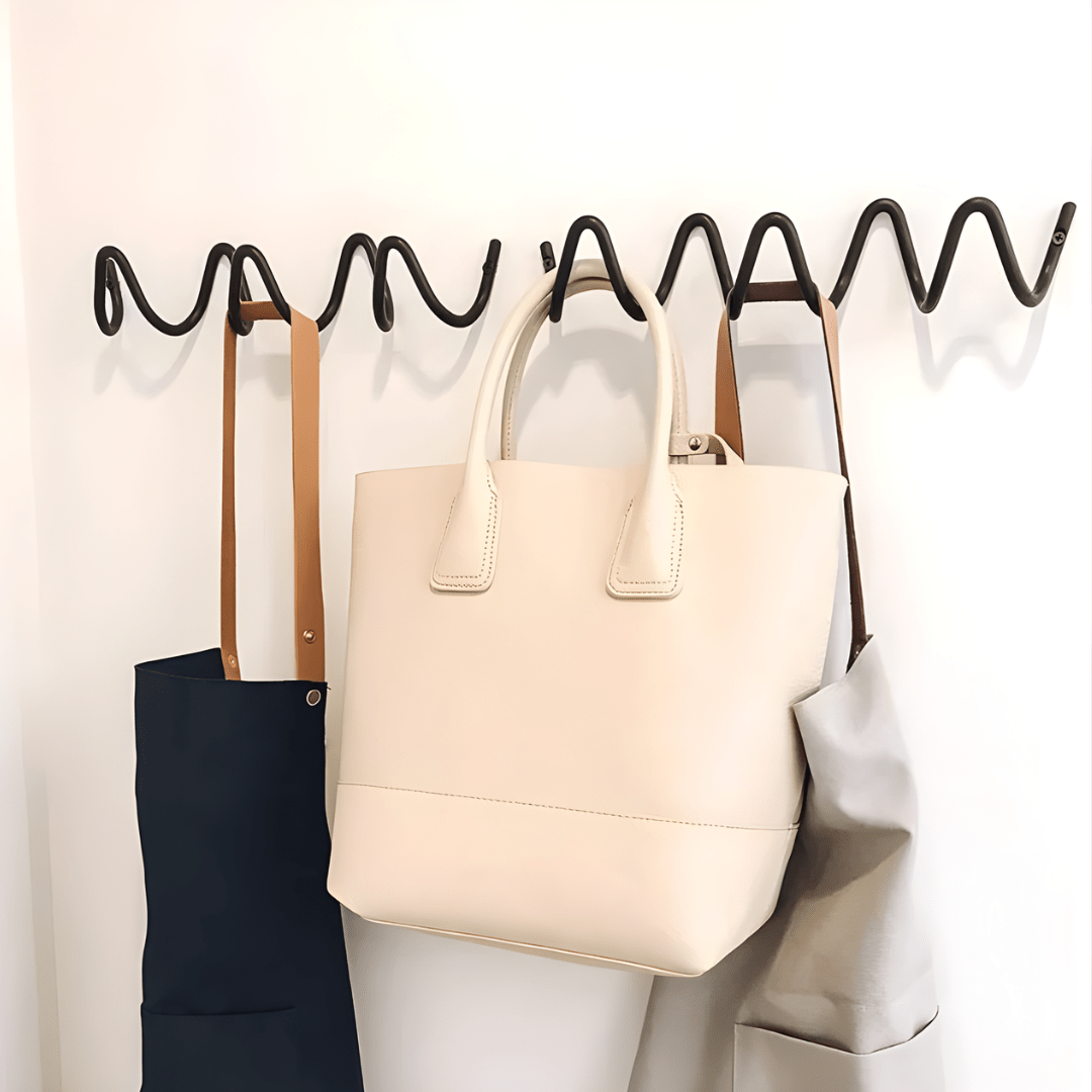 Lina - Minimalist Wall Coat Rack with Modern Metal Design - Hooks - Black - Seravelle Home