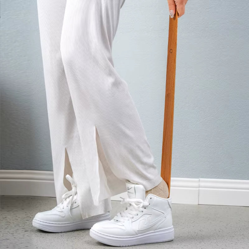 Long Shoe Horn with Strong Handle - Shoehorn - Brown - Seravelle Home