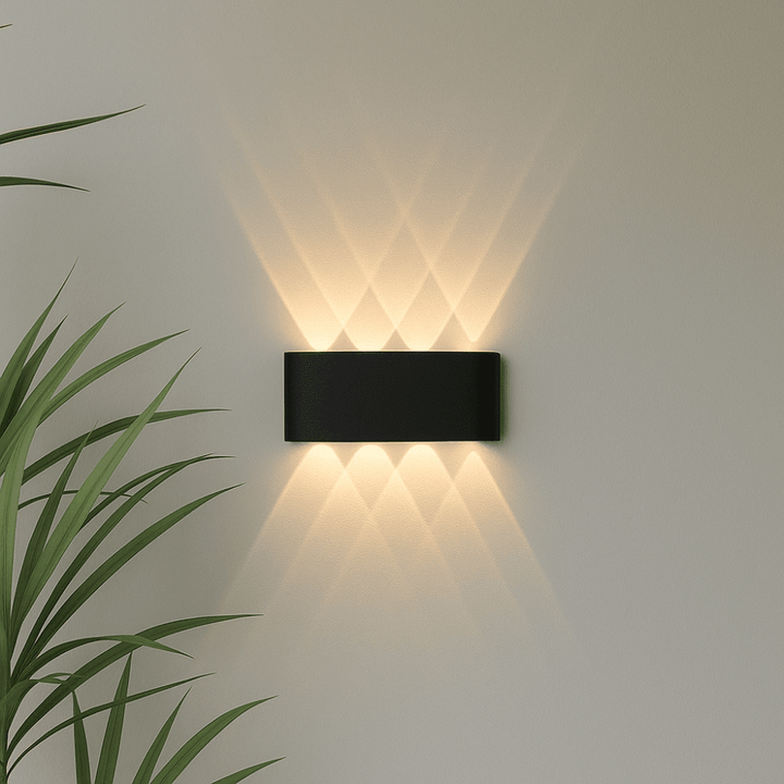 Modern LED Wall Light for Indoor & Outdoor Use in Black & White - Wall Light - 6W | Black - Seravelle Home
