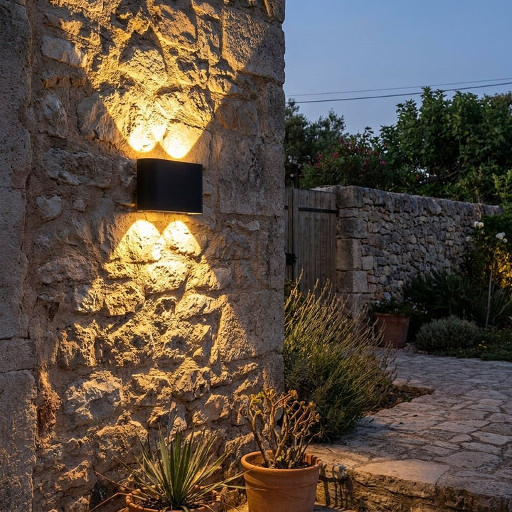 Modern LED Wall Light for Indoor & Outdoor Use in Black & White - Wall Light - 4W | Black - Seravelle Home