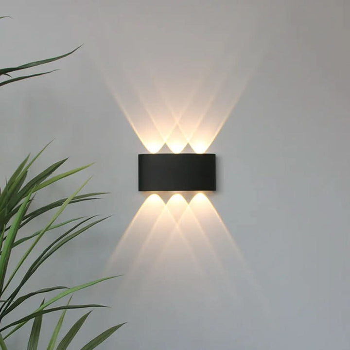 Modern LED Wall Light for Indoor & Outdoor Use in Black & White - Wall Light - 6W | Black - Seravelle Home