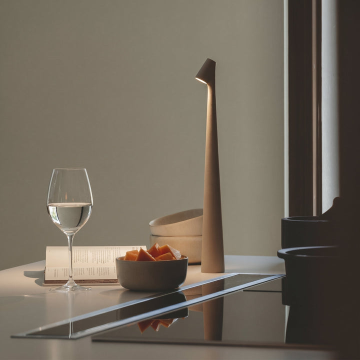 Modern Table Lamp in Minimalist Design - Table Lamp - White - Seravelle Home