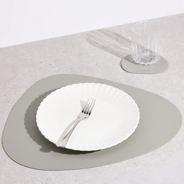 Modern Triangular Table Mat - Table Mat - Grey - Seravelle Home