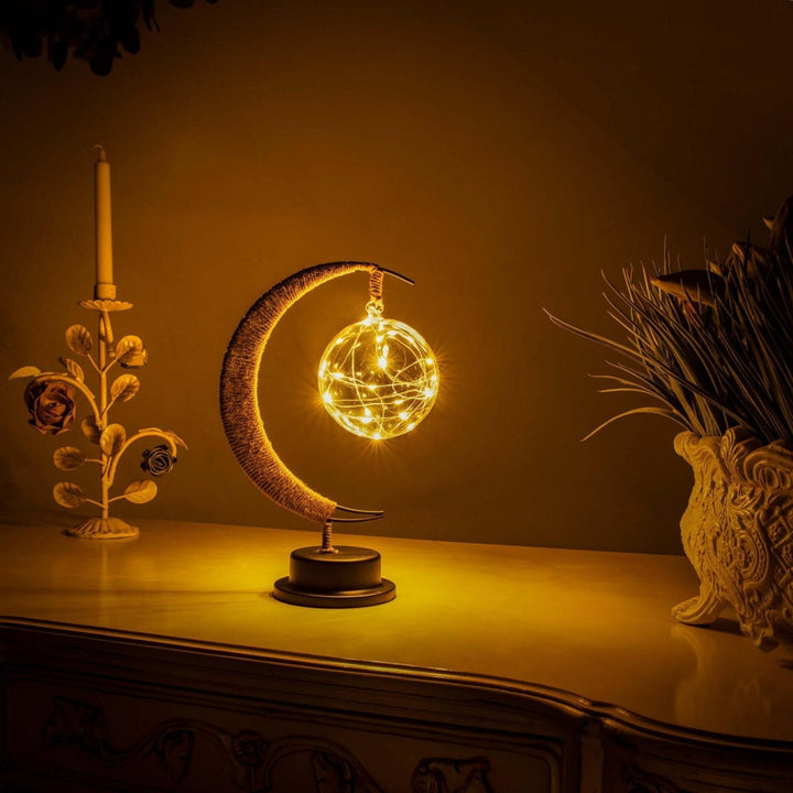 Moon Lamp with Rope Design for Atmospheric Lighting - Table Lamp - Golden shimmer - Seravelle Home