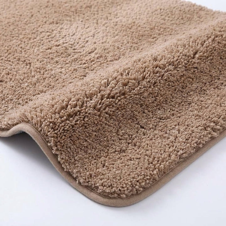 Non - slip bath mat made of soft plush for the bathroom - Bath Mat - Camel - Seravelle Home