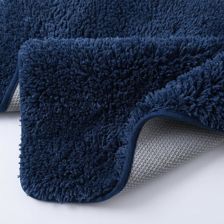 Non - slip bath mat made of soft plush for the bathroom - Bath Mat - Blue - Seravelle Home