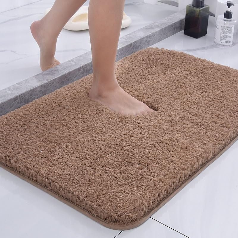 Non - slip bath mat made of soft plush for the bathroom - Bath Mat - Camel - Seravelle Home
