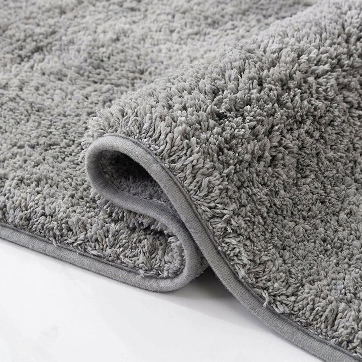 Non - slip bath mat made of soft plush for the bathroom - Bath Mat - Grey - Seravelle Home