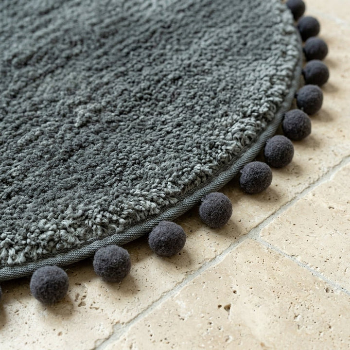 Oval Rug with Pompom Border - Rug and Carpets - Grey - Seravelle Home