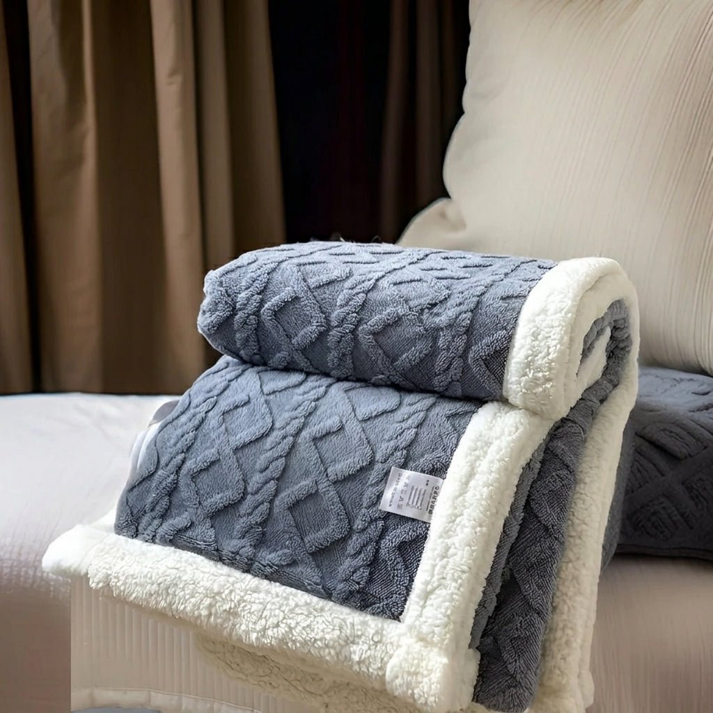 Quilted Reversible Throw Blanket with Plush Border - Blanket - Blue - Seravelle Home